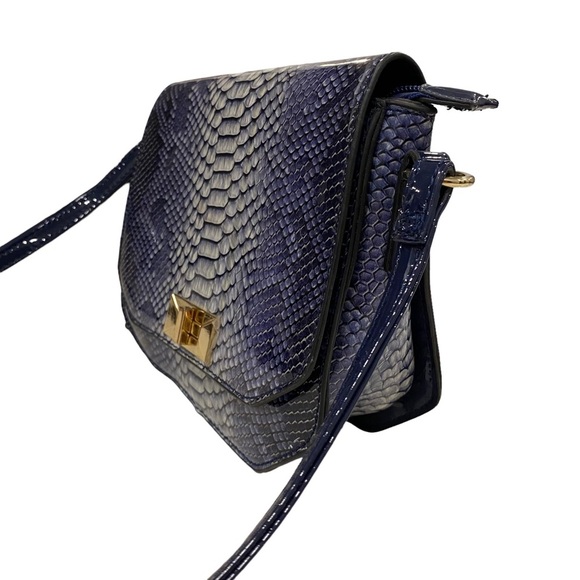 Animal Print Crossbody Shoulder Handbag Vegan Leather - Picture 8 of 9